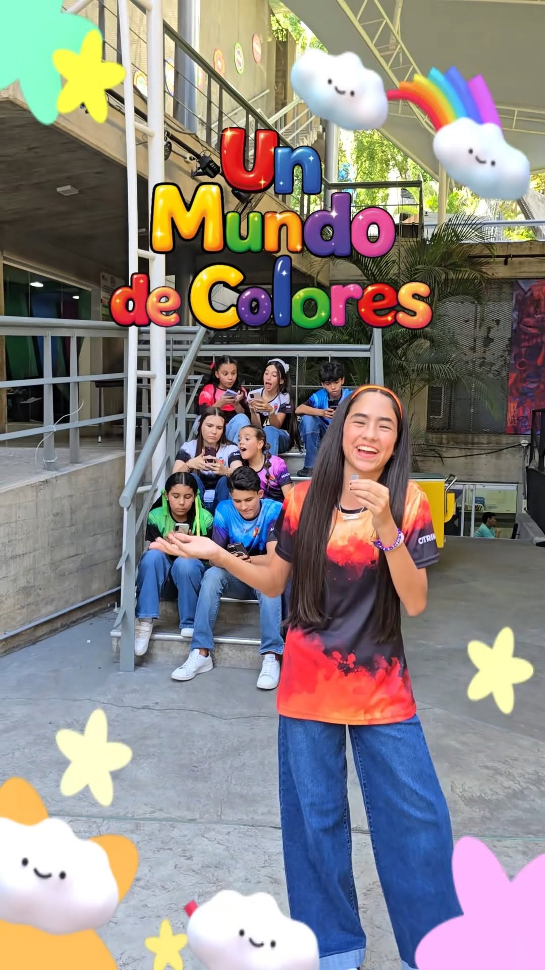 UN MUNDO DE COLORES EL MUSICAL
